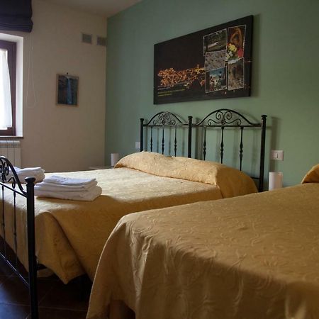La Carretteria Guest House Mistretta Eksteriør bilde